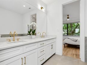 2633  Reagan   105, Dallas Texas 75219