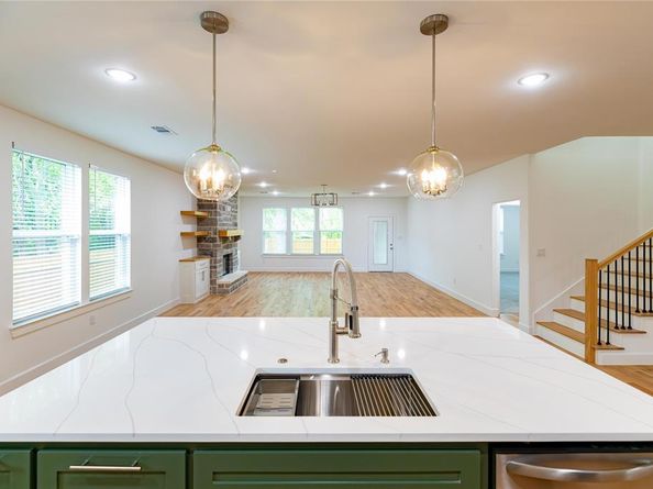 4519  Rosehill Road , Garland Texas 75043