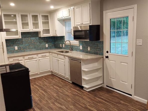 410  Hillcrest Street , Mansfield Texas 76063