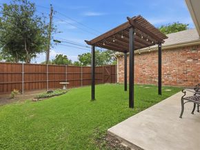 1740  Ivy Lane , Carrollton Texas 75007