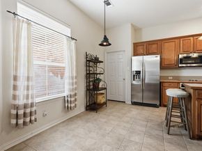 1740  Ivy Lane , Carrollton Texas 75007