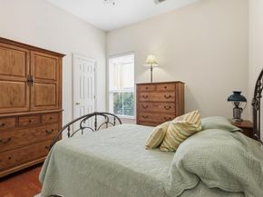 1740  Ivy Lane , Carrollton Texas 75007