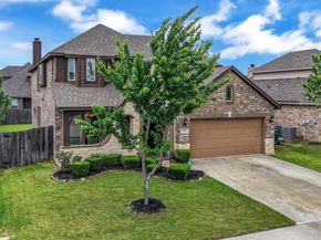 516  Ben Street , Crowley Texas 76036