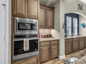 516  Ben Street , Crowley Texas 76036
