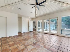 6034  Prestonshire Lane , Dallas Texas 75225
