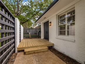 6034  Prestonshire Lane , Dallas Texas 75225
