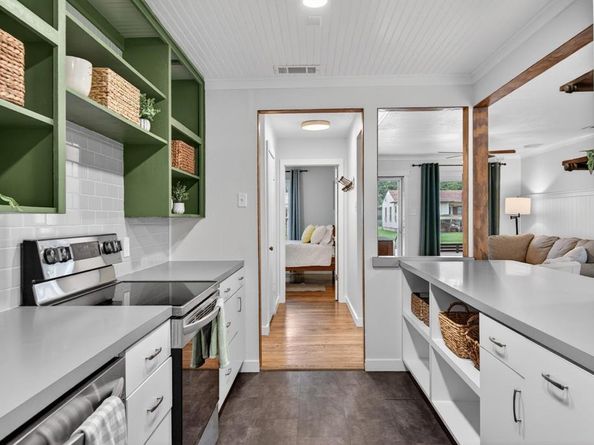 1805  Jackson Drive , Arlington Texas 76013