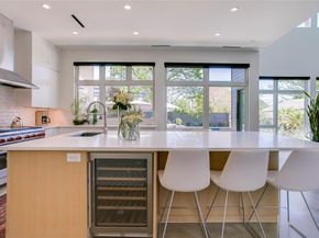 2215  Madera Street , Dallas Texas 75206