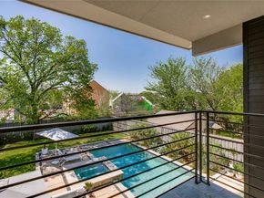 2215  Madera Street , Dallas Texas 75206