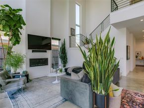 2215  Madera Street , Dallas Texas 75206
