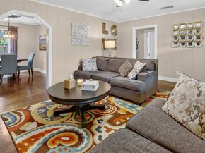 720  Merritt Street , River Oaks Texas 76114