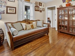 720  Merritt Street , River Oaks Texas 76114
