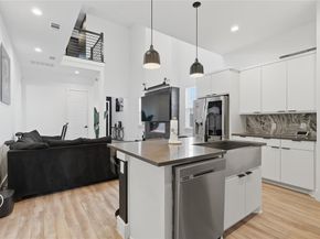 3316  Nomas Street , Dallas Texas 75212