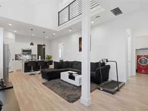 3316  Nomas Street , Dallas Texas 75212