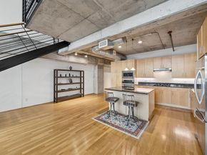 1999  Mckinney Avenue  605, Dallas Texas 75201