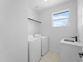 703  Buckalew Street , Dallas Texas 75208