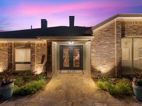 1107  Chesterton Drive , Richardson Texas 75080