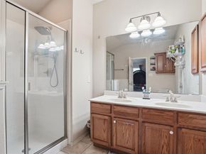 601  Midpark Drive , Euless Texas 76039