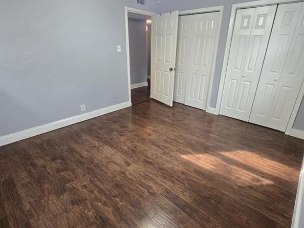 2130  Dunloe Avenue , Dallas Texas 75228