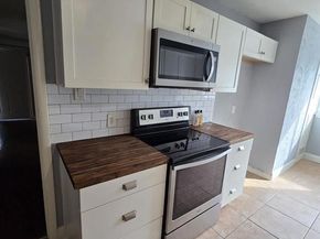 2130  Dunloe Avenue , Dallas Texas 75228