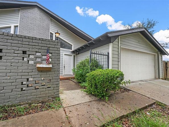 5344  Wonder Drive , Fort Worth Texas 76133