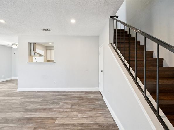 3931 N Garland Avenue  4, Garland Texas 75040