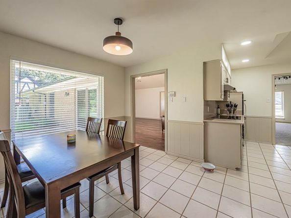 2415  Lakeview Circle , Arlington Texas 76013
