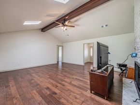 2415  Lakeview Circle , Arlington Texas 76013