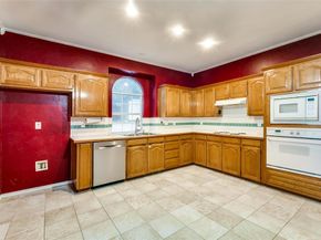 3902  Amy Court , Arlington Texas 76016