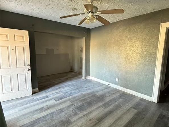 1323  Gould Avenue , Fort Worth Texas 76164