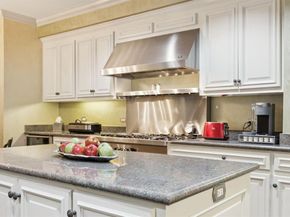 3505  Turtle Creek Boulevard  3B, Dallas Texas 75219