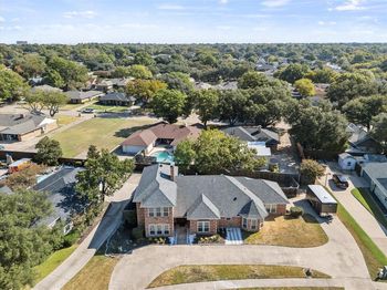 928  Tiffany Lane 