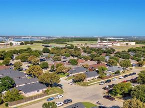 5219  Tato Drive , Dallas Texas 75211