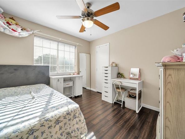 5219  Tato Drive , Dallas Texas 75211