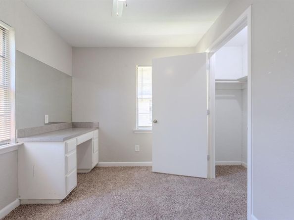 1030  Warden Street , Benbrook Texas 76126