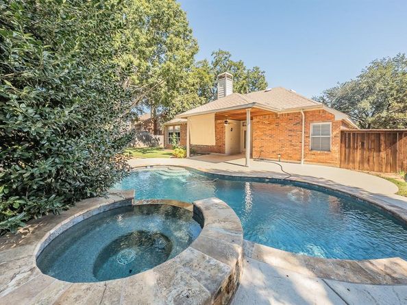 2709  Cobblestone Drive , Grapevine Texas 76051