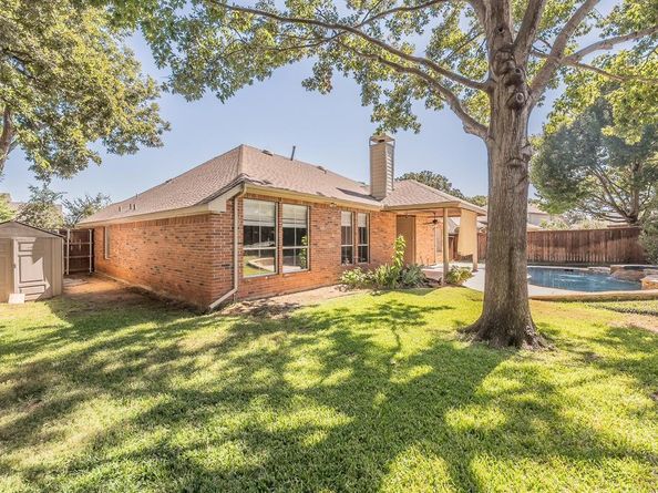 2709  Cobblestone Drive , Grapevine Texas 76051