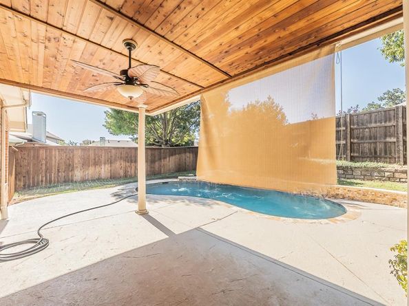 2709  Cobblestone Drive , Grapevine Texas 76051