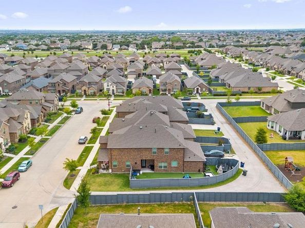 7012  Willow Thorne Drive , Little Elm Texas 76227