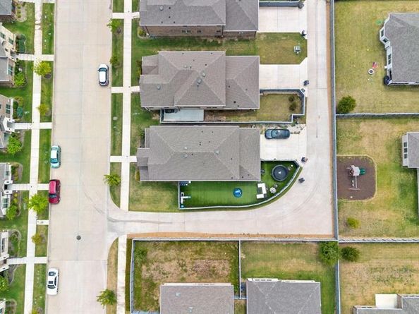 7012  Willow Thorne Drive , Little Elm Texas 76227