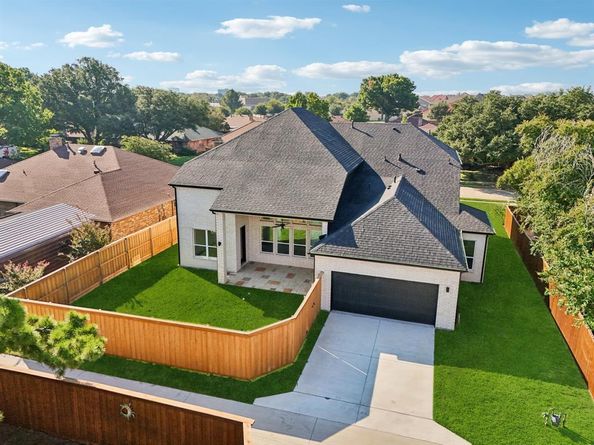 1613  Cherbourg Drive , Plano Texas 75075