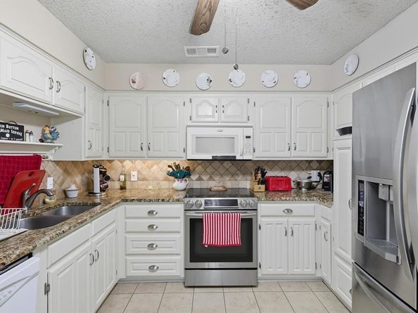 1109  Capetown Drive , Grand Prairie Texas 75050