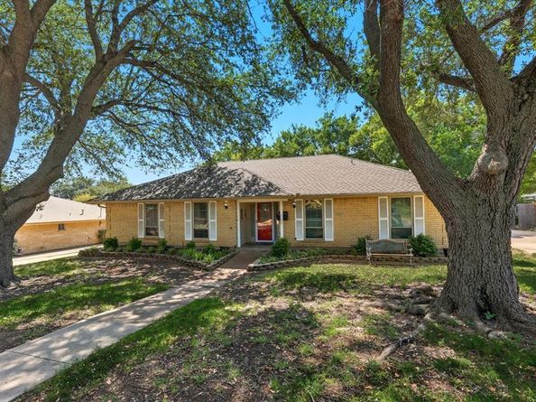 1109  Capetown Drive , Grand Prairie Texas 75050