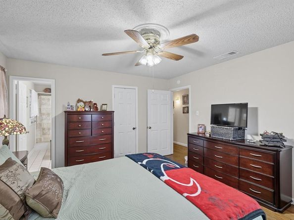 1109  Capetown Drive , Grand Prairie Texas 75050