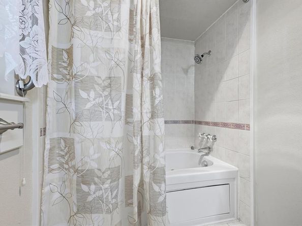 1109  Capetown Drive , Grand Prairie Texas 75050