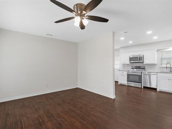 1201  Crockett Street 