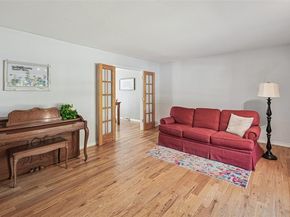 5000  Thorncliffe Drive , Arlington Texas 76016