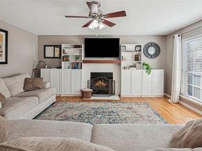 5000  Thorncliffe Drive , Arlington Texas 76016