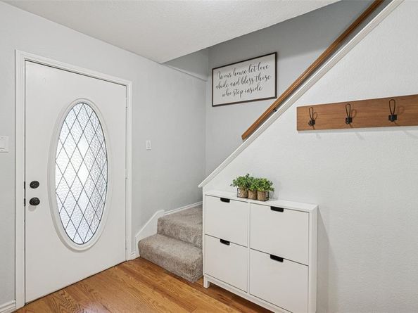 5000  Thorncliffe Drive , Arlington Texas 76016