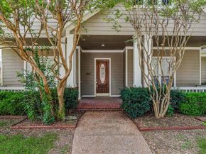 1806 E Branch Hollow Drive , Carrollton Texas 75007